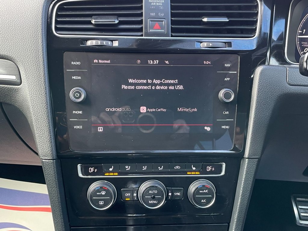 Used Volkswagen Golf 2017 for sale - 77394706: Photo 15