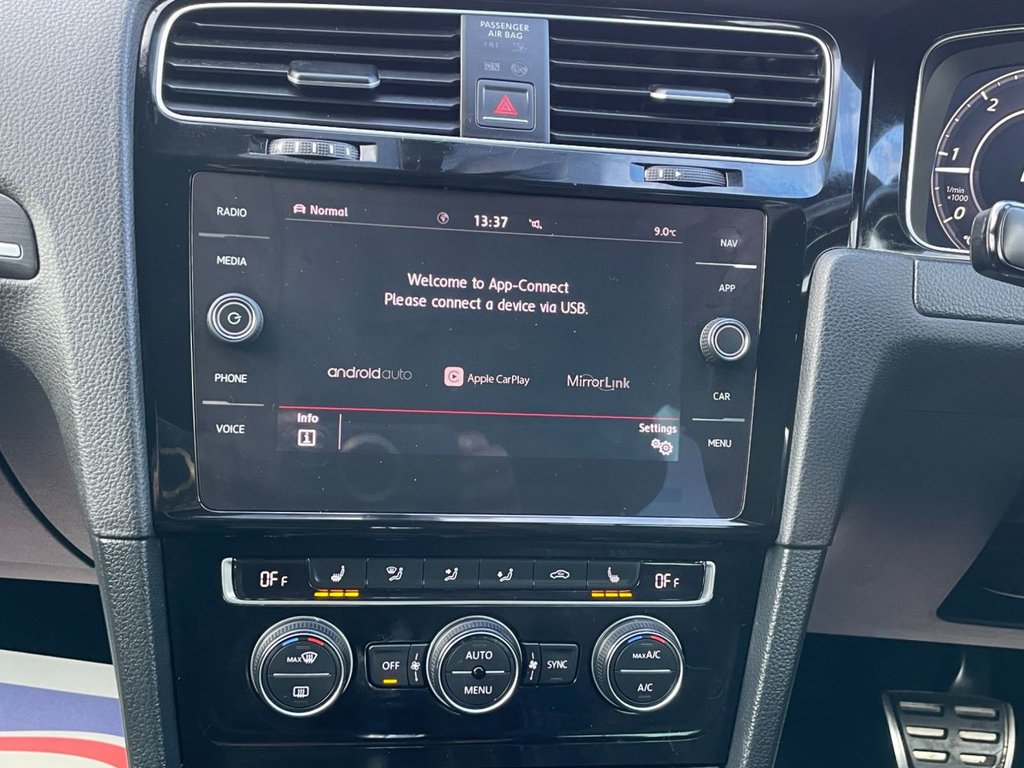 Used Volkswagen Golf 2017 for sale - 77394706: Photo 18