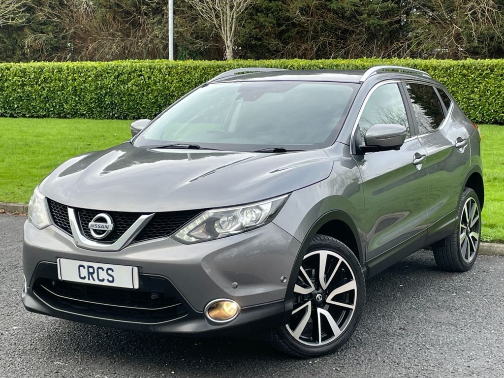 Used Nissan Qashqai 2015 for sale - 76710957: Photo 2