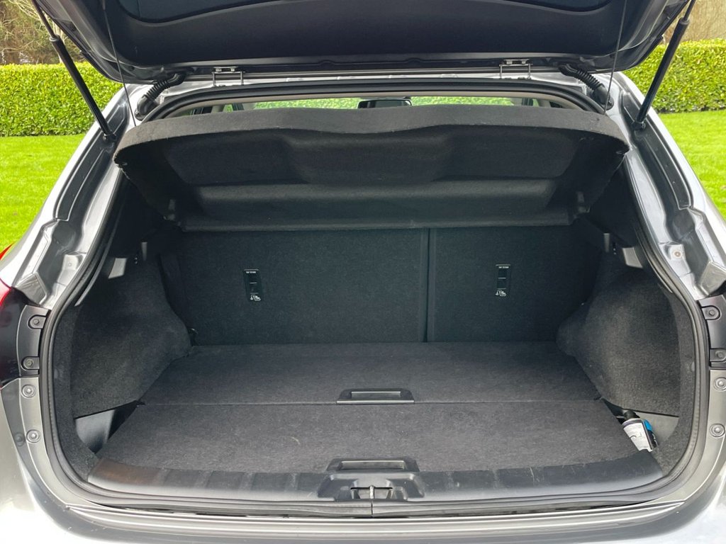 Used Nissan Qashqai 2015 for sale - 76710957: Photo 21