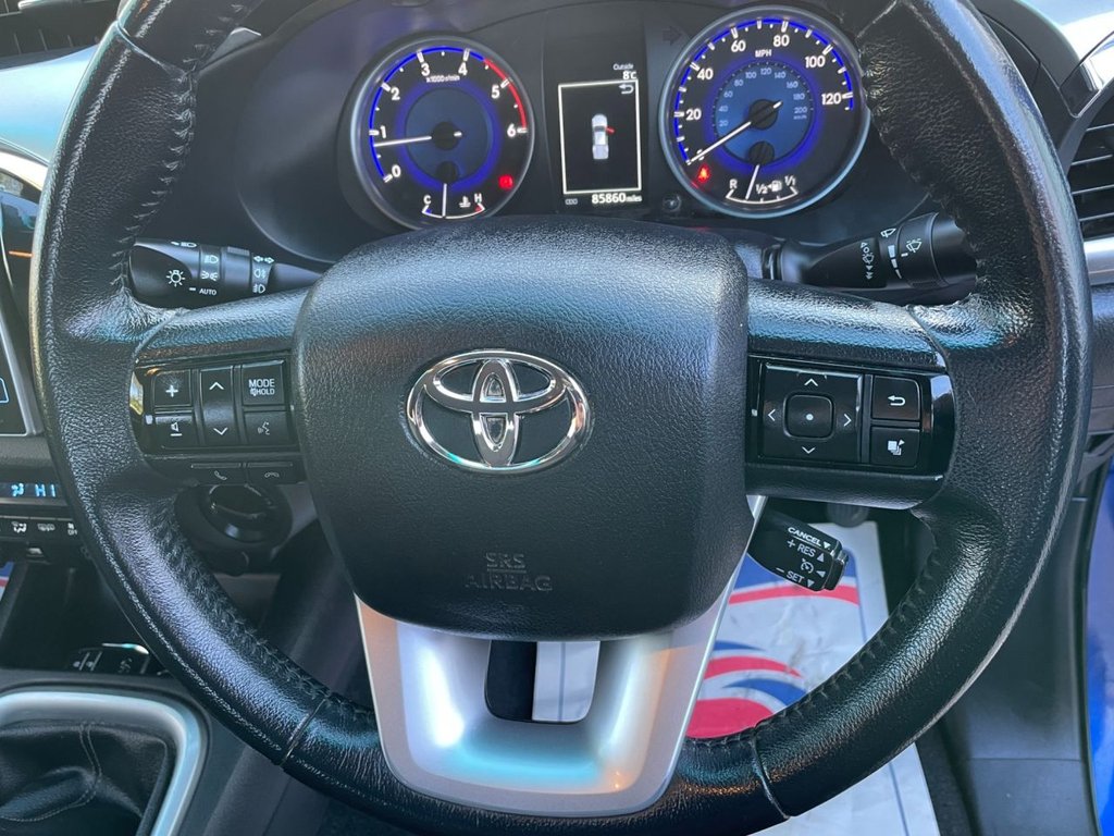Used Toyota Hilux 2018 for sale - 76783877: Photo 18