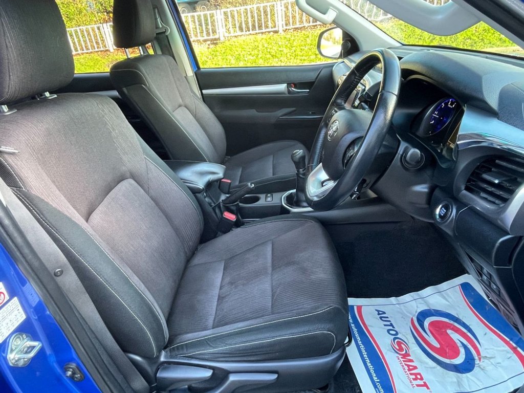 Used Toyota Hilux 2018 for sale - 76783877: Photo 30