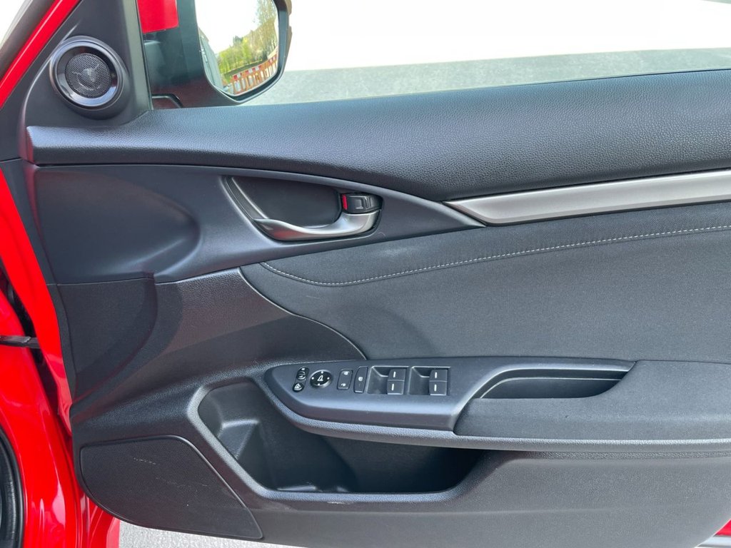 Used Honda Civic 2019 for sale - 77936852: Photo 46