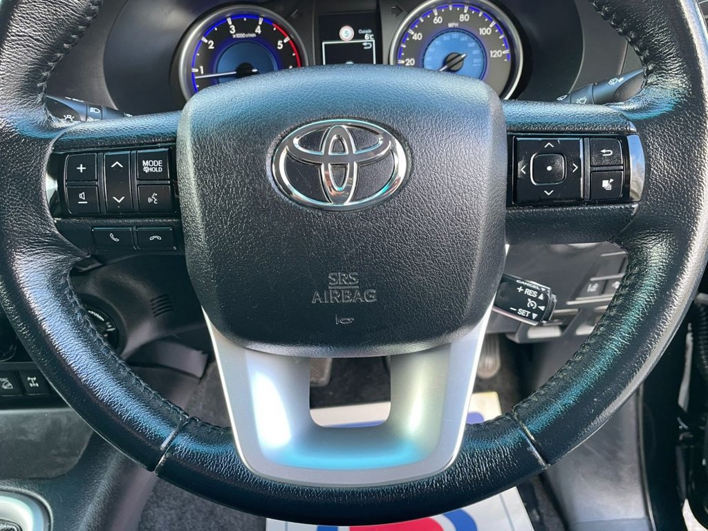 Used Toyota Hilux 2018 for sale - 77313517: Photo 42