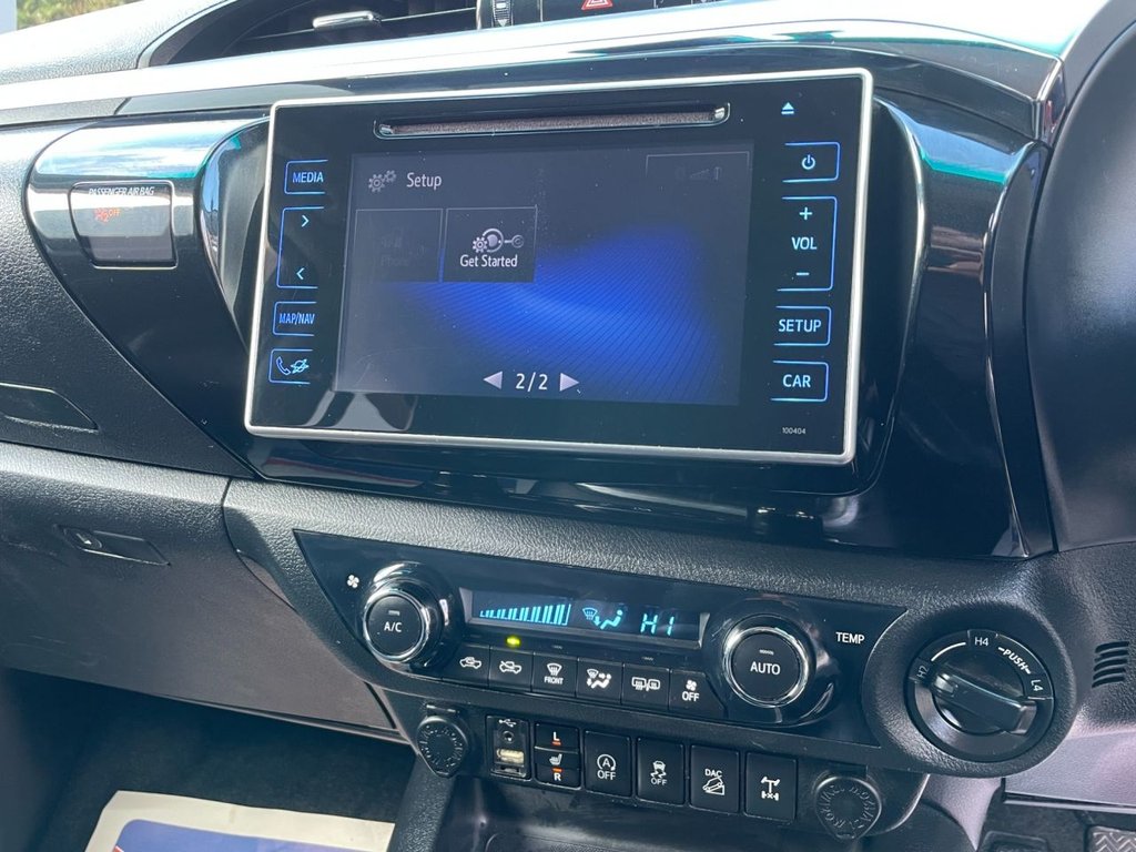 Used Toyota Hilux 2018 for sale - 77313517: Photo 43