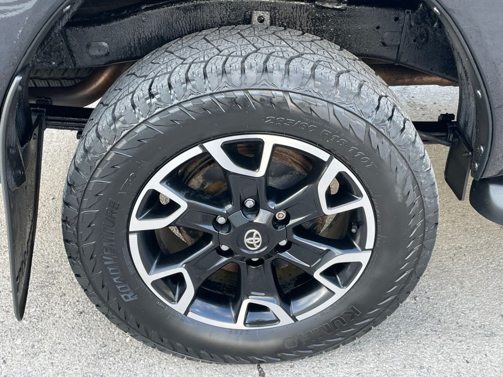 Used Toyota Hilux 2018 for sale - 77313517: Photo 50