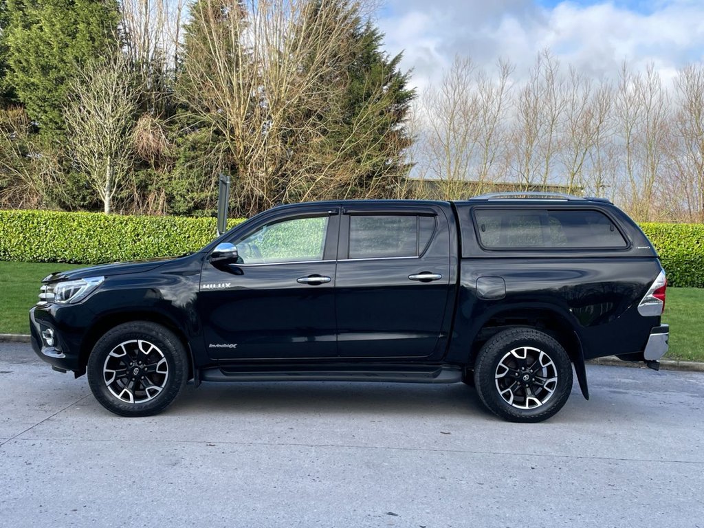 Used Toyota Hilux 2018 for sale - 77313517: Photo 8