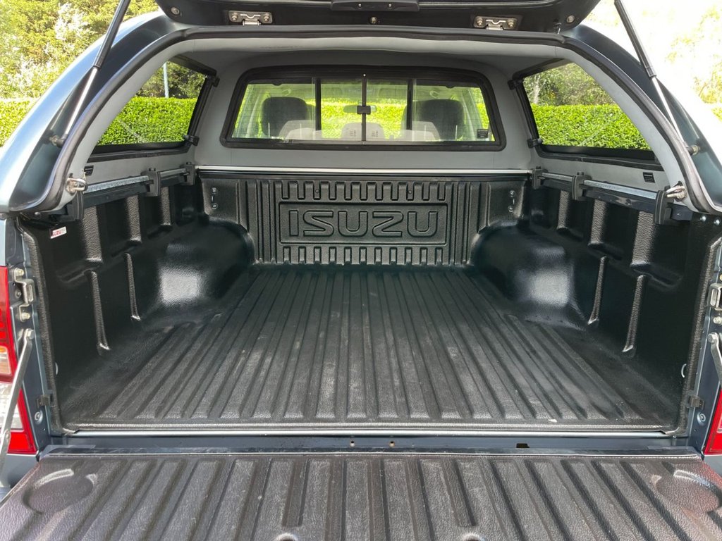 Used Isuzu D-Max 2015 for sale - 76698223: Photo 9