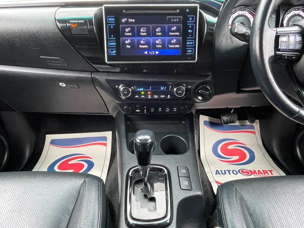 Used Toyota Hilux 2018 for sale - 77835828: Photo 12