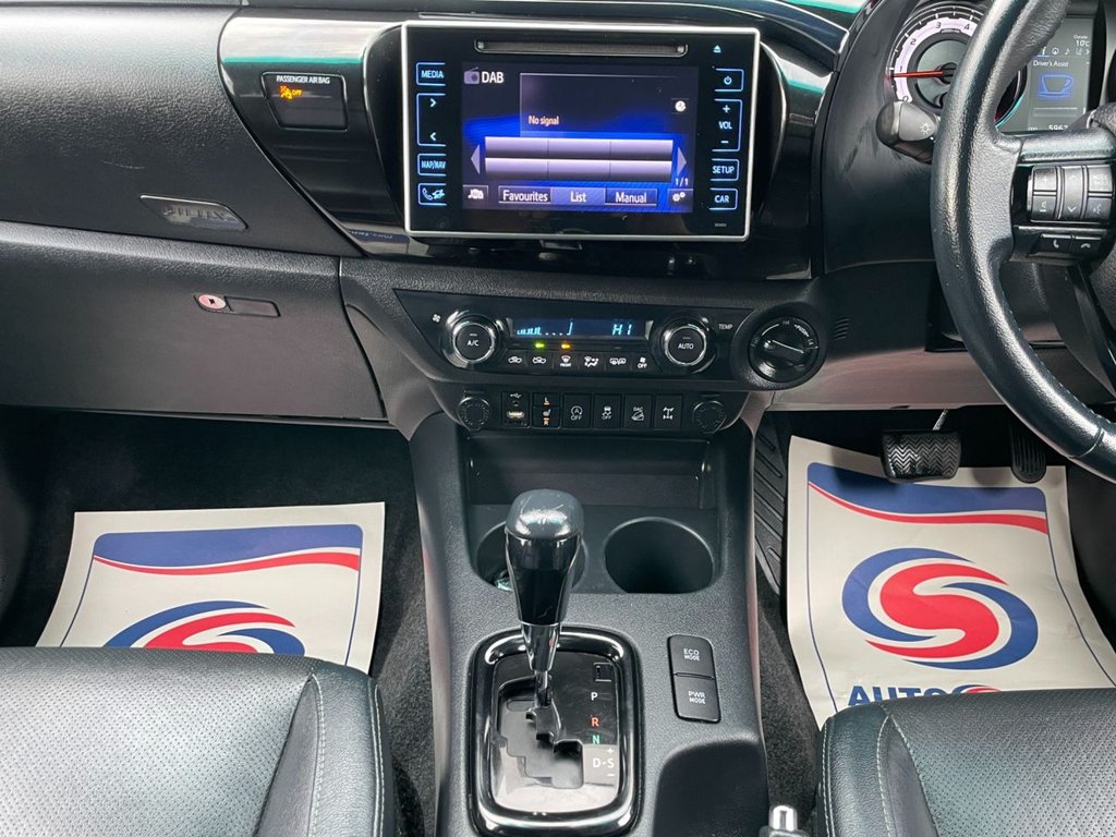 Used Toyota Hilux 2018 for sale - 77835828: Photo 15