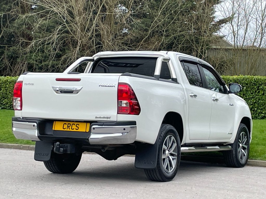 Used Toyota Hilux 2018 for sale - 77835828: Photo 21