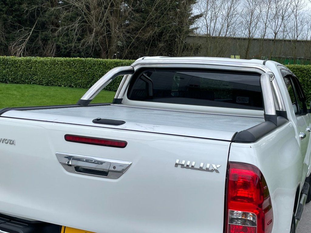Used Toyota Hilux 2018 for sale - 77835828: Photo 23