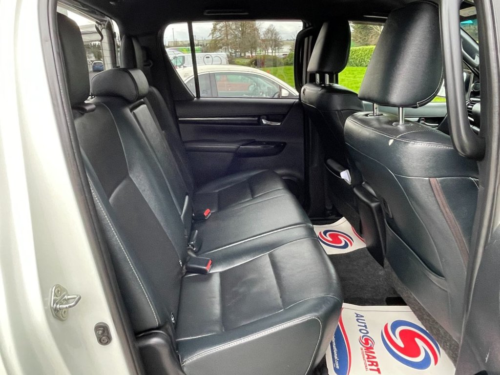 Used Toyota Hilux 2018 for sale - 77835828: Photo 36