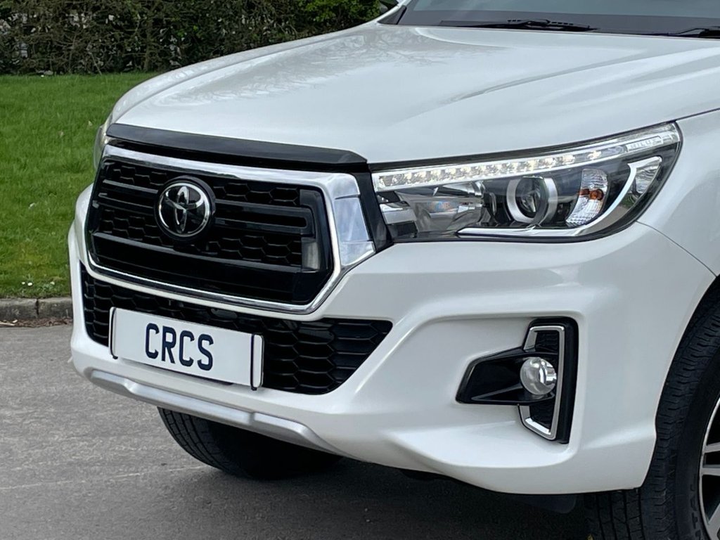 Used Toyota Hilux 2018 for sale - 77835828: Photo 47