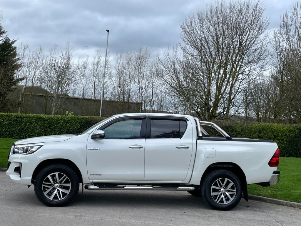 Used Toyota Hilux 2018 for sale - 77835828: Photo 5
