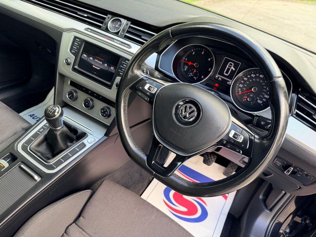 Used Volkswagen Passat 2015 for sale - 76118910: Photo 22