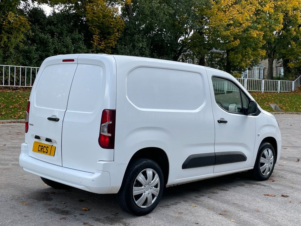 Used Vauxhall Combo 2020 for sale - 76376065: Photo 3