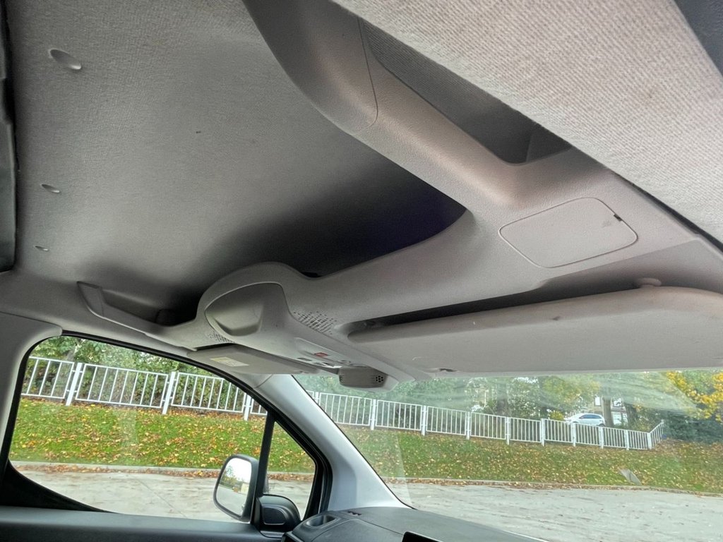 Used Vauxhall Combo 2020 for sale - 76376065: Photo 32