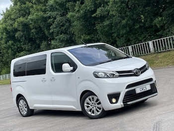 Used Toyota PROACE CITY Verso 2018 for sale - 79072540: Photo