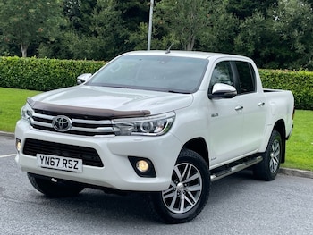 Used Toyota Hilux 2017 for sale - 75410924: Photo