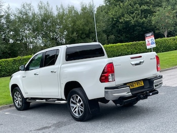 Used Toyota Hilux 2017 for sale - 75410924: Photo