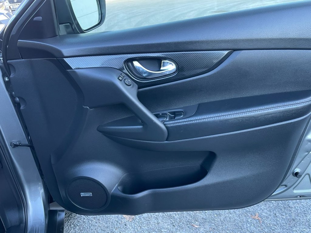 Used Nissan X-Trail 2018 for sale - 76642629: Photo 32