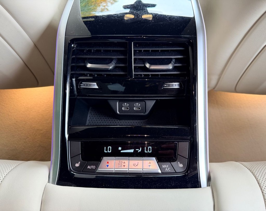 Used BMW 8 Series 2022 for sale - 77231912: Photo 23