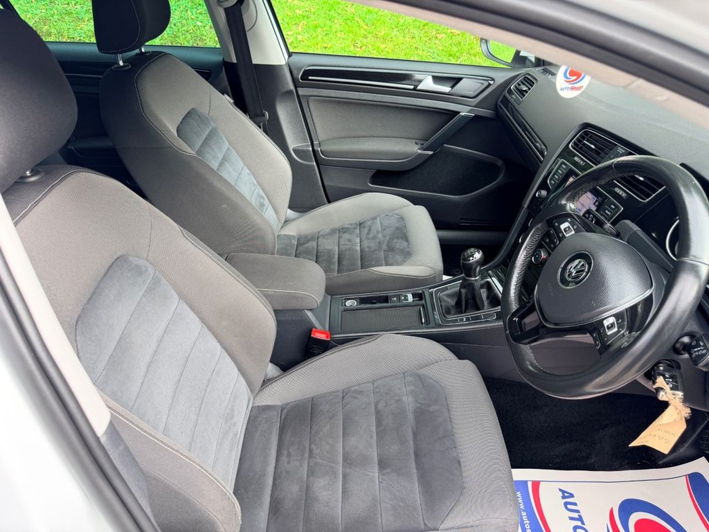 Used Volkswagen Golf 2014 for sale - 76256781: Photo 25