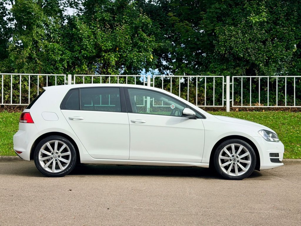 Used Volkswagen Golf 2014 for sale - 76256781: Photo 5