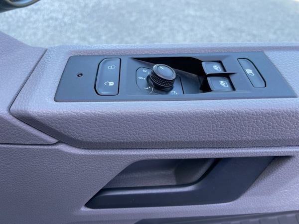 Used Volkswagen Transporter 2022 for sale - 75596595: Photo 40