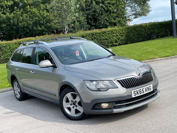Used Skoda Superb 2015 for sale - 75538021: Photo 1