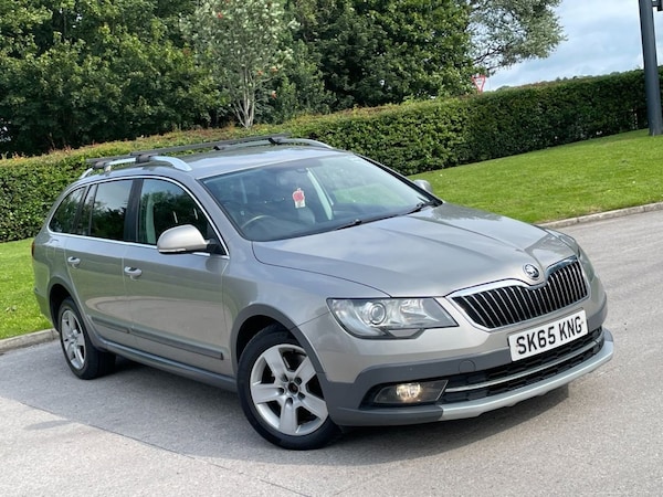 Used Skoda Superb 2015 for sale - 75538021: Photo 23