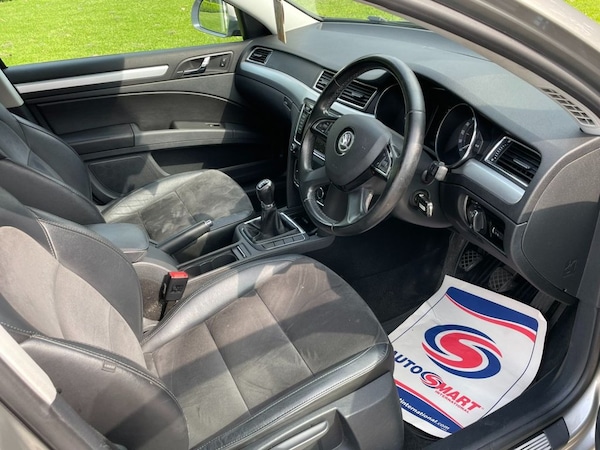 Used Skoda Superb 2015 for sale - 75538021: Photo 31