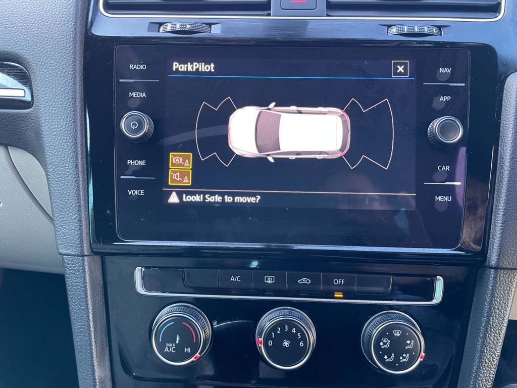 Used Volkswagen Golf 2019 for sale - 77920519: Photo 19