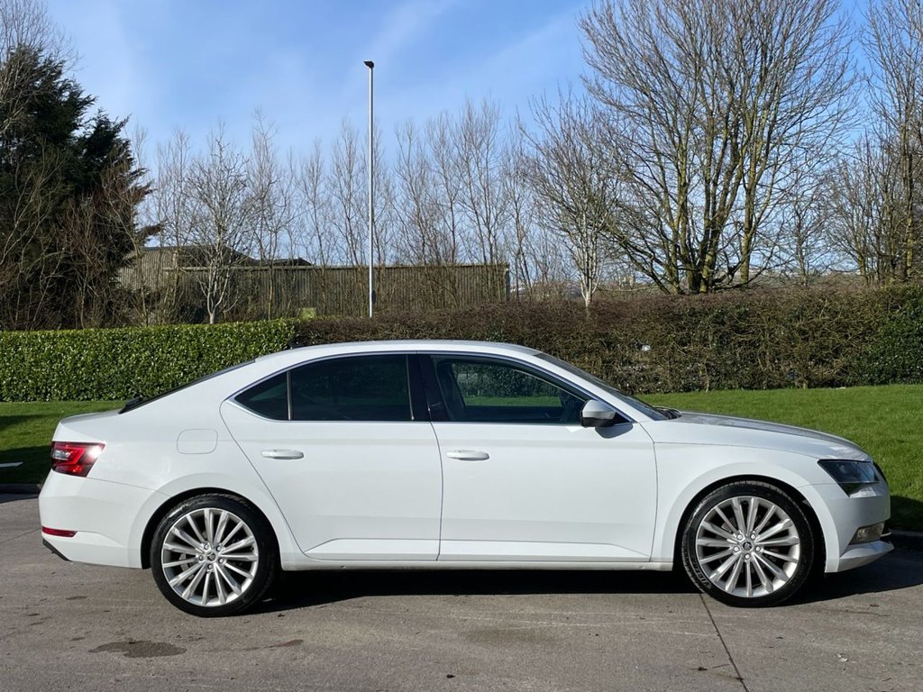 Used Skoda Superb 2017 for sale - 77893714: Photo 7