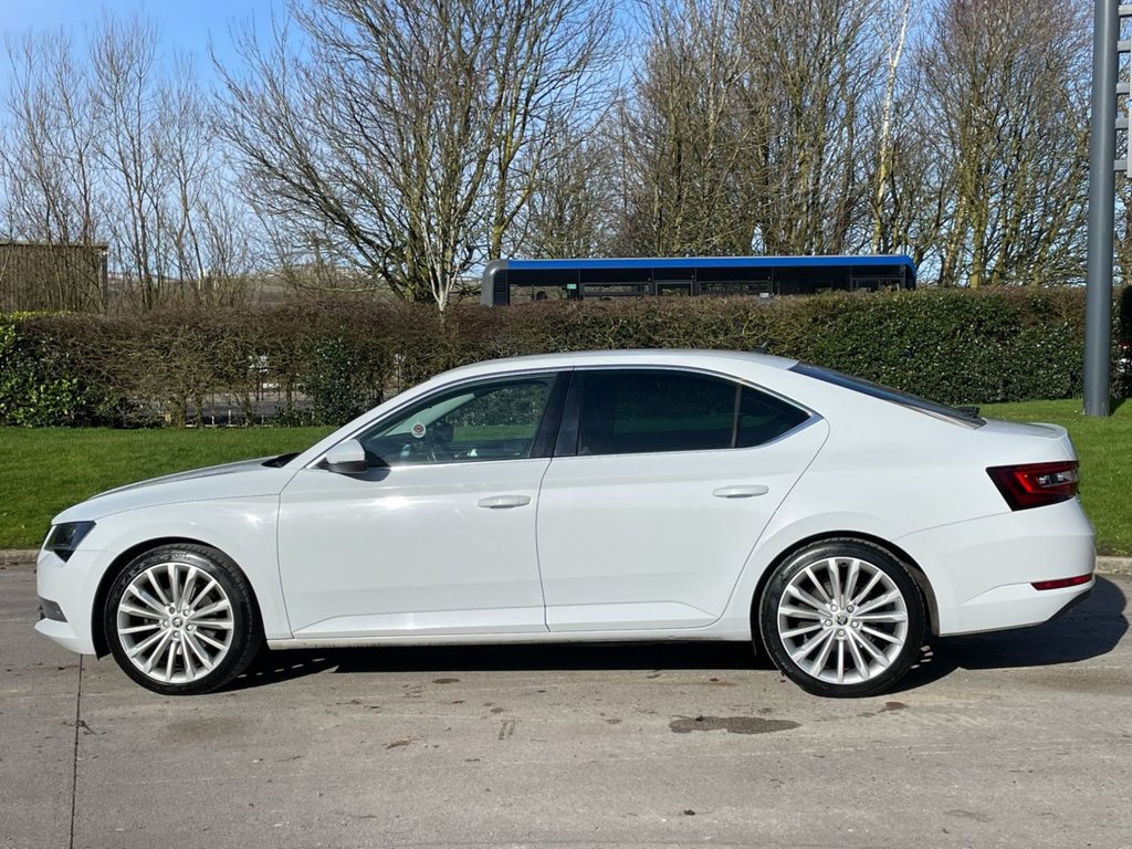 Used Skoda Superb 2017 for sale - 77893714: Photo 8