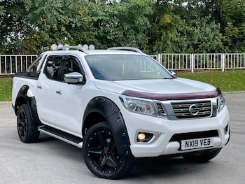 Nissan - Navara