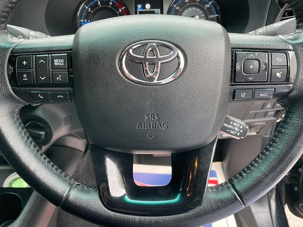 Used Toyota Hilux 2021 for sale - 76303909: Photo 11