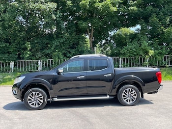 Used Nissan Navara 2016 for sale - 78985935: Photo