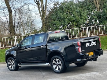 Used Isuzu D-Max 2023 for sale - 76934601: Photo