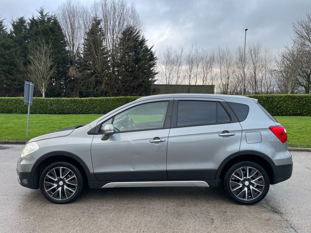 Used Suzuki SX4 S-Cross 2015 for sale - 77236564: Photo 6