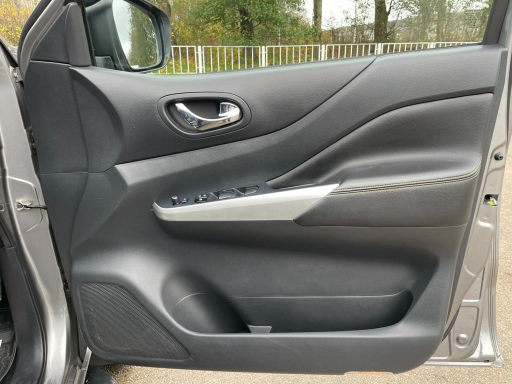 Used Nissan Navara 2019 for sale - 76574732: Photo 38