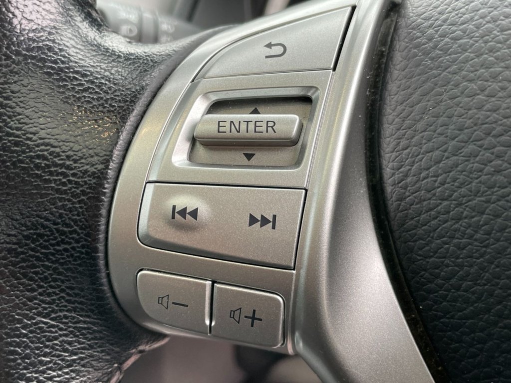 Used Nissan Navara 2019 for sale - 76574732: Photo 41