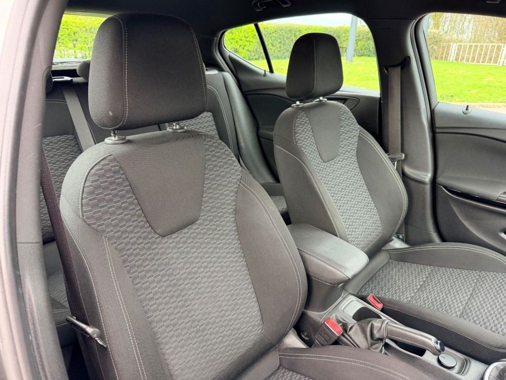 Used Vauxhall Astra 2018 for sale - 78044701: Photo 10