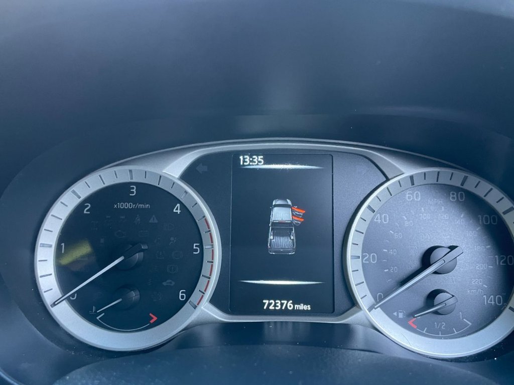 Used Nissan Navara 2018 for sale - 77936784: Photo 10