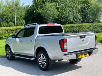 Used Nissan Navara 2017 for sale - 74998576: Photo
