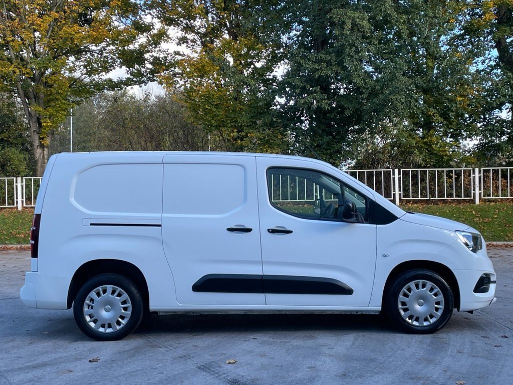 Used Vauxhall Combo 2020 for sale - 76376096: Photo 5