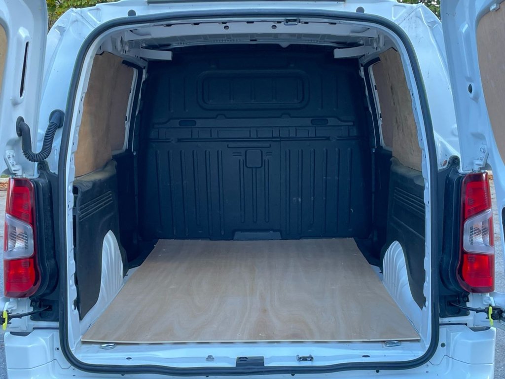 Used Vauxhall Combo 2020 for sale - 76376096: Photo 9