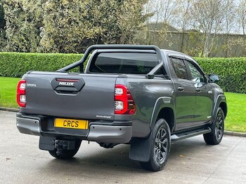 Used Toyota Hilux 2021 for sale - 76470559: Photo