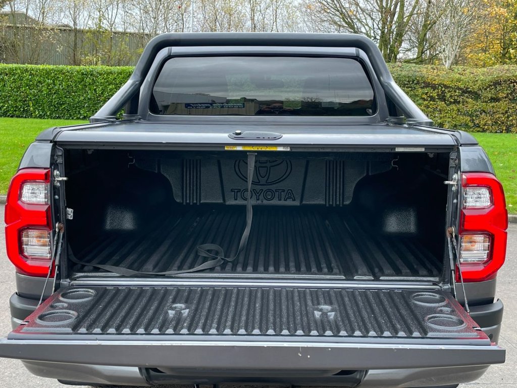 Used Toyota Hilux 2021 for sale - 76470559: Photo 9
